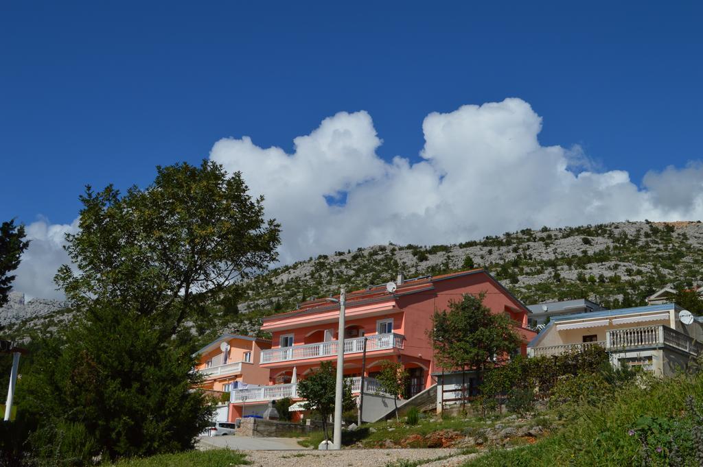 Apartments Amari Starigrad Paklenica Exterior photo